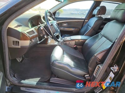 Zdjęcie 7 z 12 samochodu: 2007 BMW 750 I VIN:WBAHL83547DT10653 - miniatura