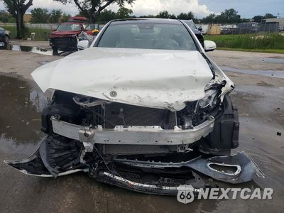 Piąte zdjęcie samochodu w środku: 2019 MERCEDES-BENZ E 300 VIN:WDDZF4JBXKA676200 - miniatura
