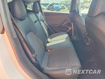 Zdjęcie 11 z 14 samochodu: 2026 TESLA MODEL Y VIN:7SAYGDEE5TA648594 - miniatura