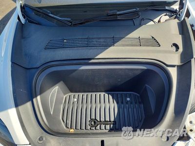 Zdjęcie 12 z 13 samochodu: 2024 TESLA MODEL Y VIN:7SAYGDEE0RA258088 - miniatura