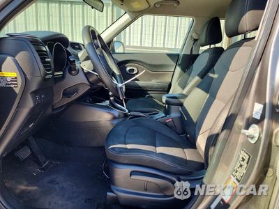 Zdjęcie 7 z 12 samochodu: 2018 KIA SOUL + VIN:KNDJP3A57J7573529 - miniatura