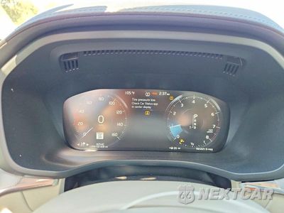 Zdjęcie 9 z 13 samochodu: 2019 VOLVO XC60 T5 INSCRIPTION VIN:LYV102DL2KB214224 - miniatura