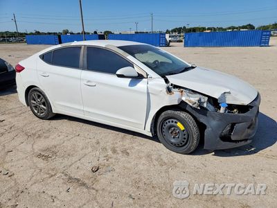 Czwarte zdjęcie samochodu z boku: 2017 HYUNDAI ELANTRA SE VIN:5NPD84LF0HH104682 - miniatura