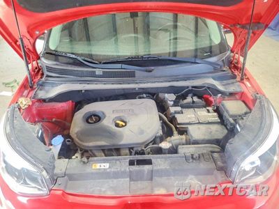 Zdjęcie 11 z 12 samochodu: 2017 KIA SOUL + VIN:KNDJP3A56H7429660 - miniatura
