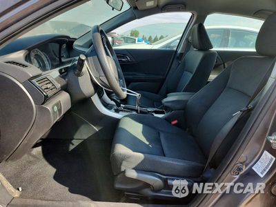 Zdjęcie 7 z 13 samochodu: 2017 HONDA ACCORD LX VIN:1HGCR2F38HA303289 - miniatura