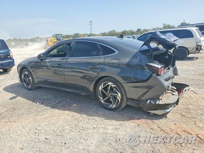 Drugie zdjęcie samochodu z przodu: 2025 HYUNDAI SONATA SEL VIN:KMHL14JA4SA496745 - miniatura