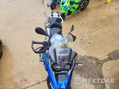 Piąte zdjęcie samochodu w środku: 2018 BMW R1200 GS VIN:WB10A6105JZ656929 - miniatura