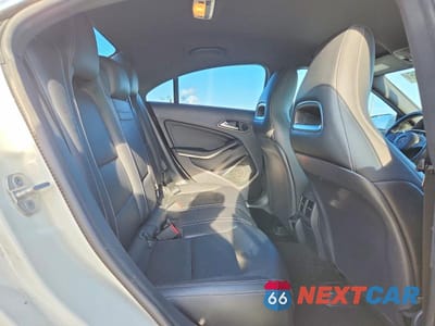 Zdjęcie 10 z 12 samochodu: 2017 MERCEDES-BENZ CLA 250 VIN:WDDSJ4EB6HN429283 - miniatura
