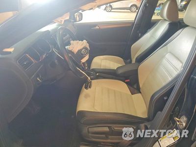 Zdjęcie 7 z 12 samochodu: 2016 VOLKSWAGEN JETTA SPORT VIN:3VWD17AJ3GM406647 - miniatura