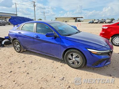 Czwarte zdjęcie samochodu z boku: 2025 HYUNDAI ELANTRA SE VIN:KMHLL4DG3SU025288 - miniatura