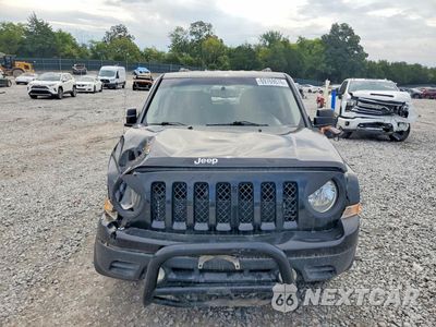 Piąte zdjęcie samochodu w środku: 2016 JEEP PATRIOT SPORT VIN:1C4NJRBB2GD532116 - miniatura