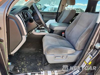 Zdjęcie 7 z 12 samochodu: 2013 TOYOTA SEQUOIA SR5 VIN:5TDBY5G11DS076357 - miniatura