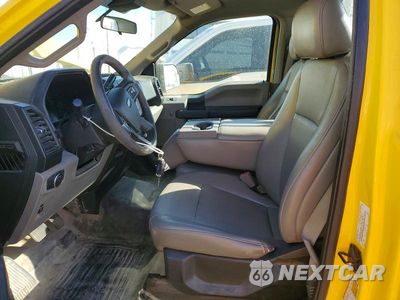 Zdjęcie 7 z 12 samochodu: 2019 FORD F150 VIN:1FTMF1CB1KKD76491 - miniatura