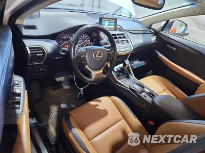 Zdjęcie 8 z 13 samochodu: 2017 LEXUS NX 200T BASE VIN:JTJYARBZ6H2082572 - miniatura