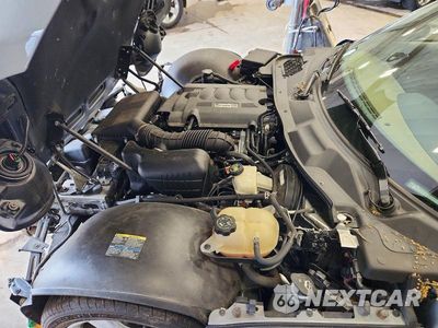 Zdjęcie 11 z 13 samochodu: 2006 PONTIAC SOLSTICE VIN:1G2MB35B96Y116500 - miniatura