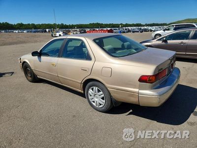 Drugie zdjęcie samochodu z przodu: 2000 TOYOTA CAMRY LE VIN:4T1BG22K4YU940042 - miniatura