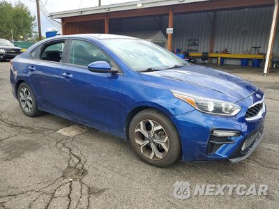 Czwarte zdjęcie samochodu z boku: 2020 KIA FORTE LXS VIN:3KPF24AD6LE192839 - miniatura
