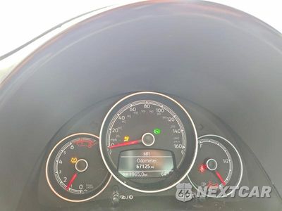 Zdjęcie 9 z 12 samochodu: 2018 VOLKSWAGEN BEETLE S VIN:3VWFD7AT4JM704861 - miniatura