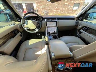 Zdjęcie 10 z 13 samochodu: 2018 LAND ROVER RANGE ROVER HSE VIN:SALGS2SV0JA383312 - miniatura