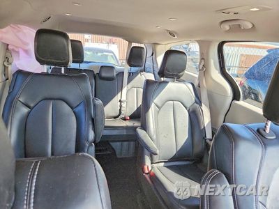 Zdjęcie 10 z 13 samochodu: 2023 CHRYSLER PACIFICA HYBRID TOURING L VIN:2C4RC1L74PR632562 - miniatura
