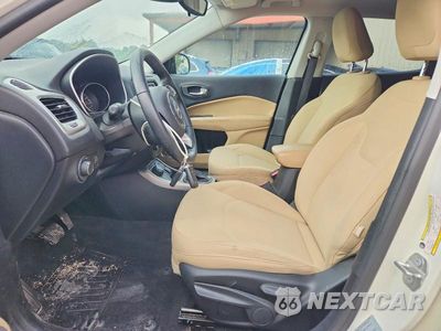 Zdjęcie 7 z 13 samochodu: 2017 JEEP COMPASS SPORT VIN:3C4NJDAB3HT656167 - miniatura