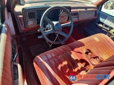 Zdjęcie 8 z 12 samochodu: 1990 CHEVROLET GMT-400 K1500 VIN:1GCDK14K3LE172964 - miniatura