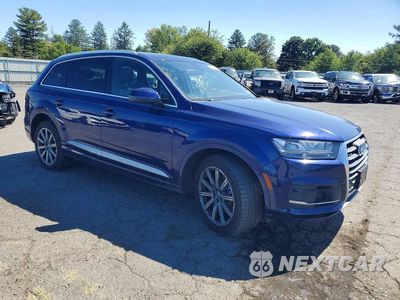 Czwarte zdjęcie samochodu z boku: 2019 AUDI Q7 PREMIUM PLUS VIN:WA1LAAF75KD031559 - miniatura