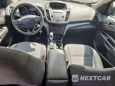 Zdjęcie 8 z 13 samochodu: 2018 FORD ESCAPE S VIN:1FMCU0F7XJUB39886 - miniatura