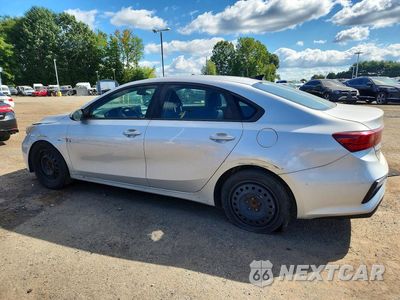 Drugie zdjęcie samochodu z przodu: 2020 KIA FORTE LXS VIN:3KPF24AD2LE162088 - miniatura