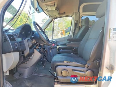 Zdjęcie 7 z 13 samochodu: 2013 MERCEDES-BENZ SPRINTER 3500 VIN:WD3PF0CC6D5813400 - miniatura
