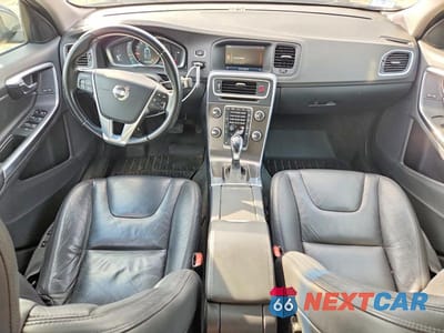 Zdjęcie 8 z 12 samochodu: 2014 VOLVO S60 T5 VIN:YV1612FSXE2278969 - miniatura