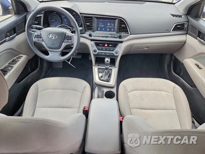 Zdjęcie 8 z 12 samochodu: 2018 HYUNDAI ELANTRA SEL VIN:5NPD84LFXJH227878 - miniatura