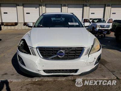 Piąte zdjęcie samochodu w środku: 2010 VOLVO XC60 3.2 VIN:YV4982DL0A2106127 - miniatura