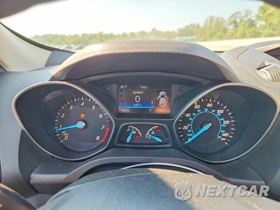 Zdjęcie 9 z 12 samochodu: 2016 FORD ESCAPE SE VIN:1FMCU0GX3GUC19568 - miniatura