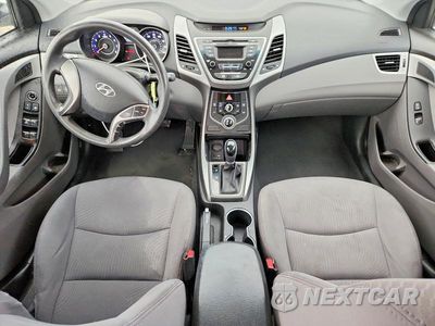 Zdjęcie 8 z 13 samochodu: 2014 HYUNDAI ELANTRA SE VIN:5NPDH4AE9EH526004 - miniatura