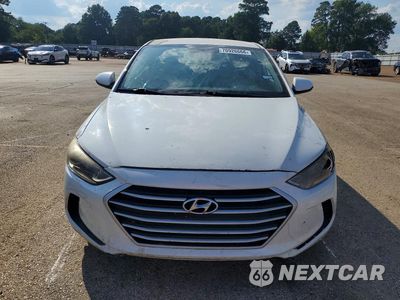 Piąte zdjęcie samochodu w środku: 2017 HYUNDAI ELANTRA SE VIN:5NPD74LF9HH211104 - miniatura