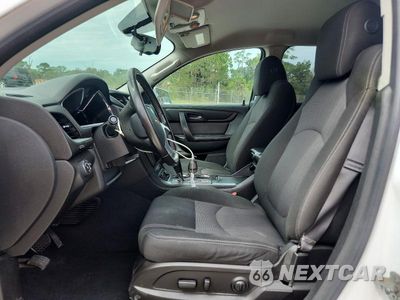 Zdjęcie 7 z 13 samochodu: 2017 CHEVROLET TRAVERSE LT VIN:1GNKRGKD4HJ210153 - miniatura