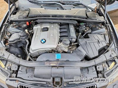 Zdjęcie 11 z 12 samochodu: 2006 BMW 330 XI VIN:WBAVD33536KV68417 - miniatura