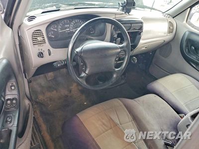 Zdjęcie 8 z 12 samochodu: 1996 FORD RANGER SUPER CAB VIN:1FTCR14A8TPB26274 - miniatura