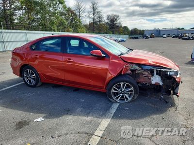 Czwarte zdjęcie samochodu z boku: 2023 KIA FORTE LXS VIN:3KPF24AD4PE691967 - miniatura