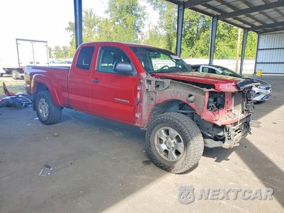 Czwarte zdjęcie samochodu z boku: 2010 TOYOTA TACOMA V6 VIN:5TEUU4EN4AZ748883 - miniatura