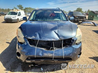 Piąte zdjęcie samochodu w środku: 2013 NISSAN ROGUE S VIN:JN8AS5MV8DW615145 - miniatura