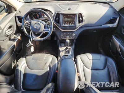 Zdjęcie 8 z 13 samochodu: 2017 JEEP CHEROKEE LIMITED VIN:1C4PJMDSXHW648467 - miniatura