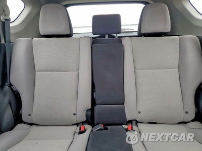 Zdjęcie 10 z 13 samochodu: 2016 TOYOTA RAV4 XLE VIN:2T3RFREV6GW452037 - miniatura