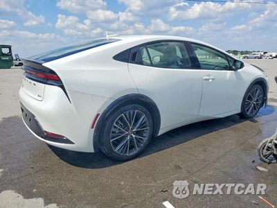 Trzecie zdjęcie samochodu z tyłu: 2025 TOYOTA PRIUS XLE VIN:JTDADABU8S3028032 - miniatura