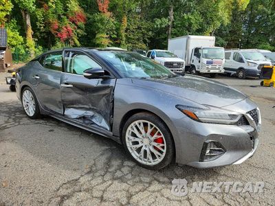 Czwarte zdjęcie samochodu z boku: 2022 NISSAN MAXIMA PLATINUM VIN:1N4AA6FV3NC506635 - miniatura