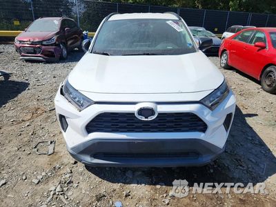 Piąte zdjęcie samochodu w środku: 2020 TOYOTA RAV4 LE VIN:2T3F1RFV3LC100643 - miniatura