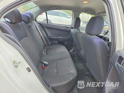Zdjęcie 10 z 12 samochodu: 2014 MITSUBISHI LANCER SE VIN:JA32V2FW7EU010640 - miniatura