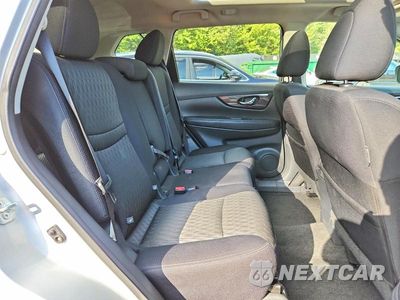 Zdjęcie 11 z 13 samochodu: 2017 NISSAN ROGUE SV VIN:5N1AT2MV1HC732706 - miniatura