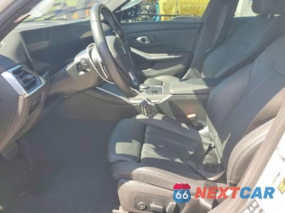 Zdjęcie 7 z 12 samochodu: 2024 BMW 330XI VIN:3MW89FF00R8E85193 - miniatura